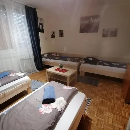Orsi Szallashelyek 2 *