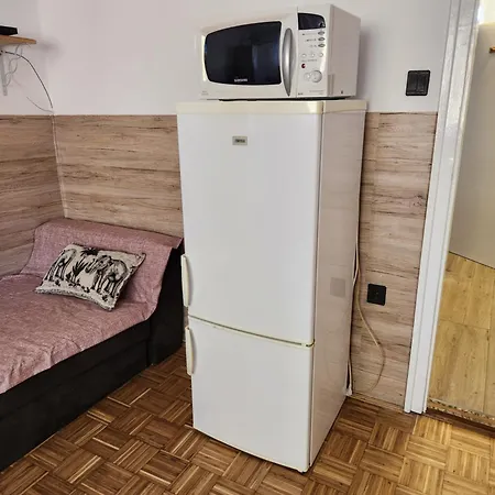 아파트 Orsi Szallashelyek 2