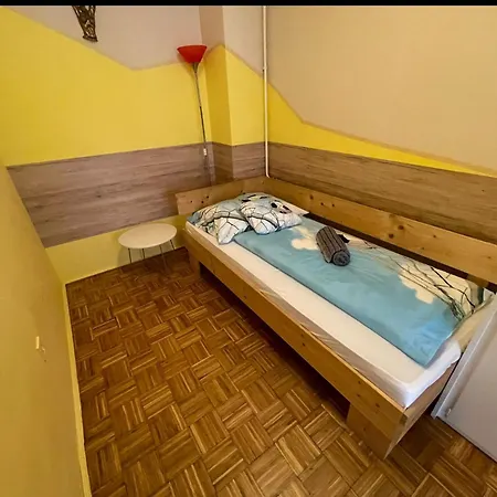 Orsi Szallashelyek 2 Apartament Kecskemét